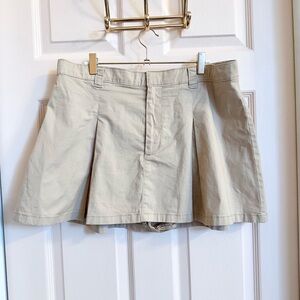 Khaki Abercrombie skort